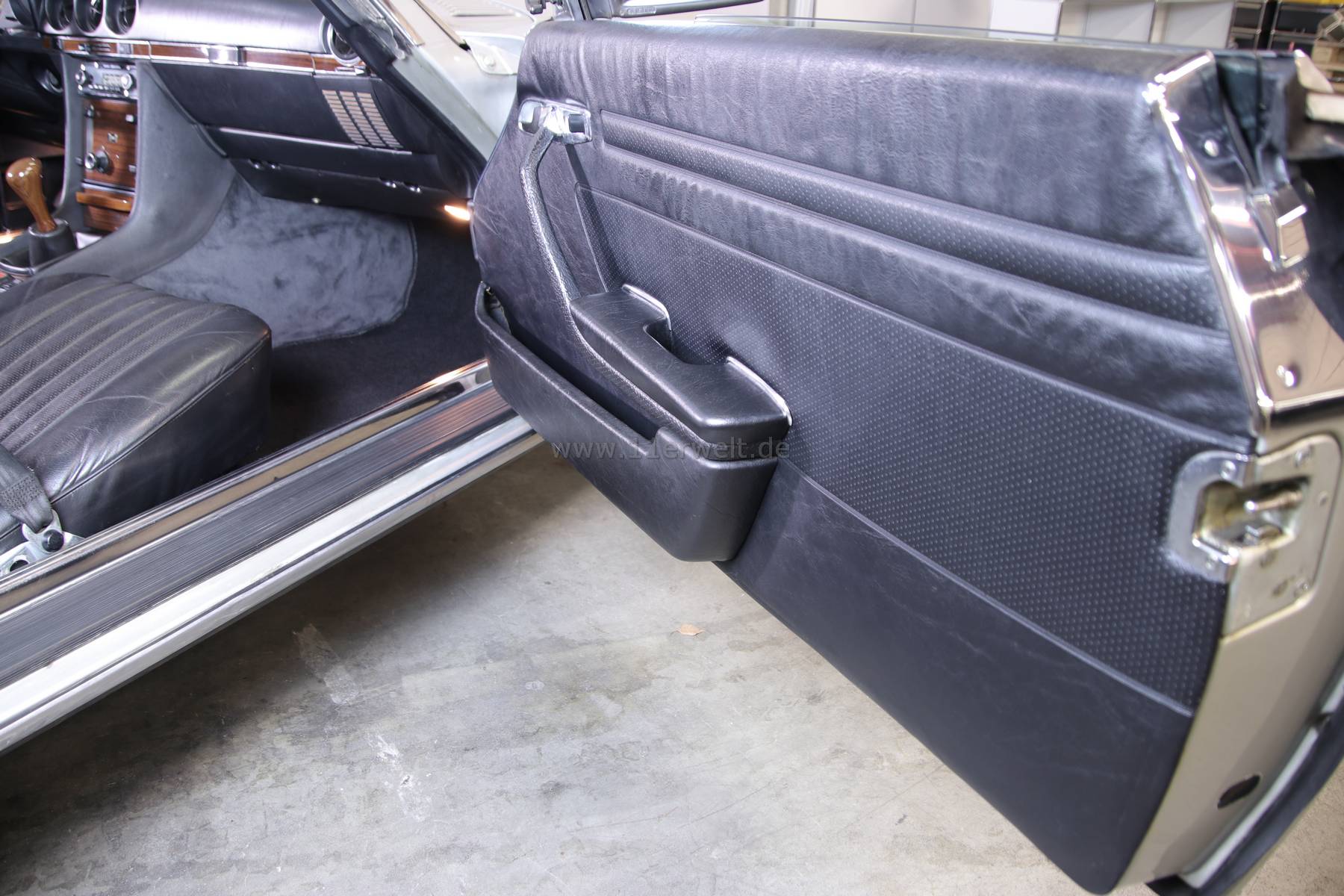 ++VERKAUFT++ Mercedes 280SL R107 silber