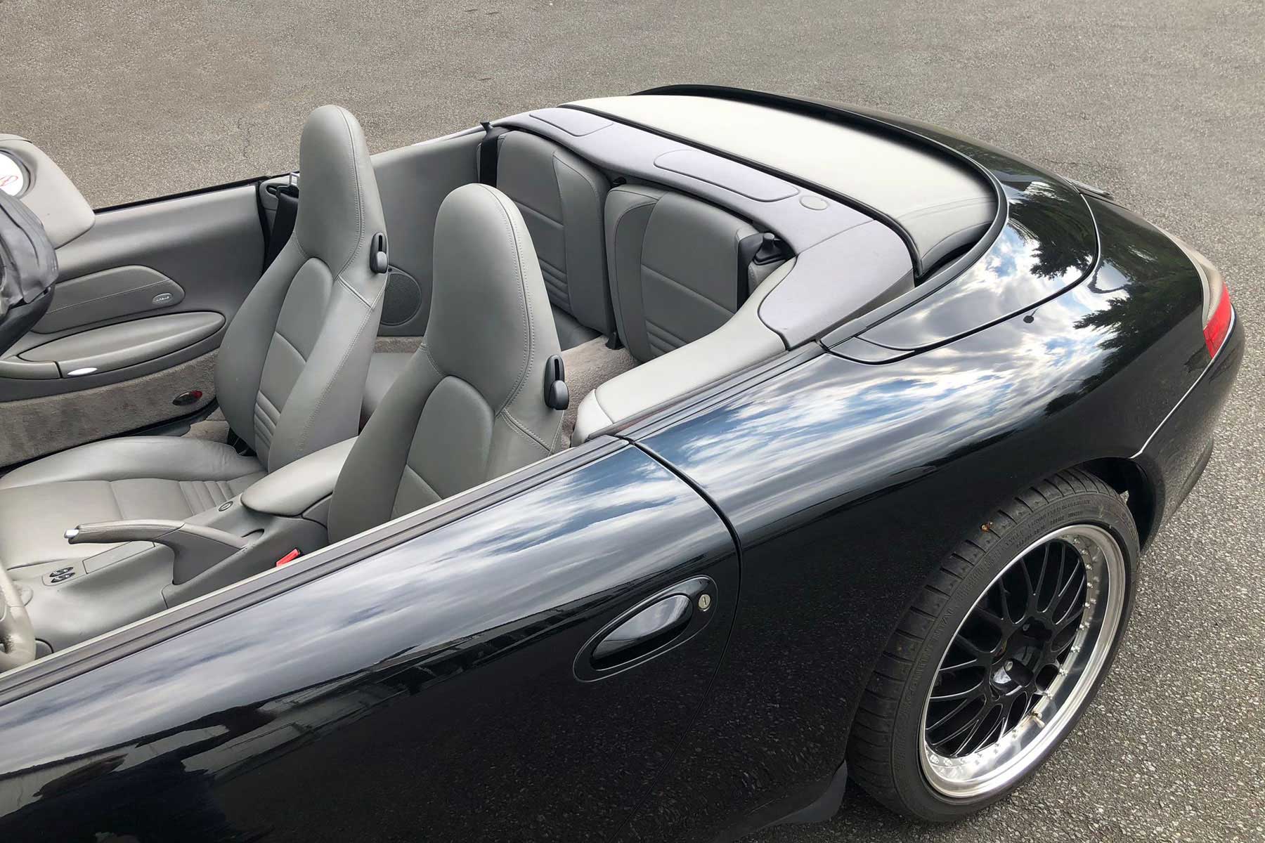 Porsche 996 Carrera 4 Cabriolet NUR 46.900 km