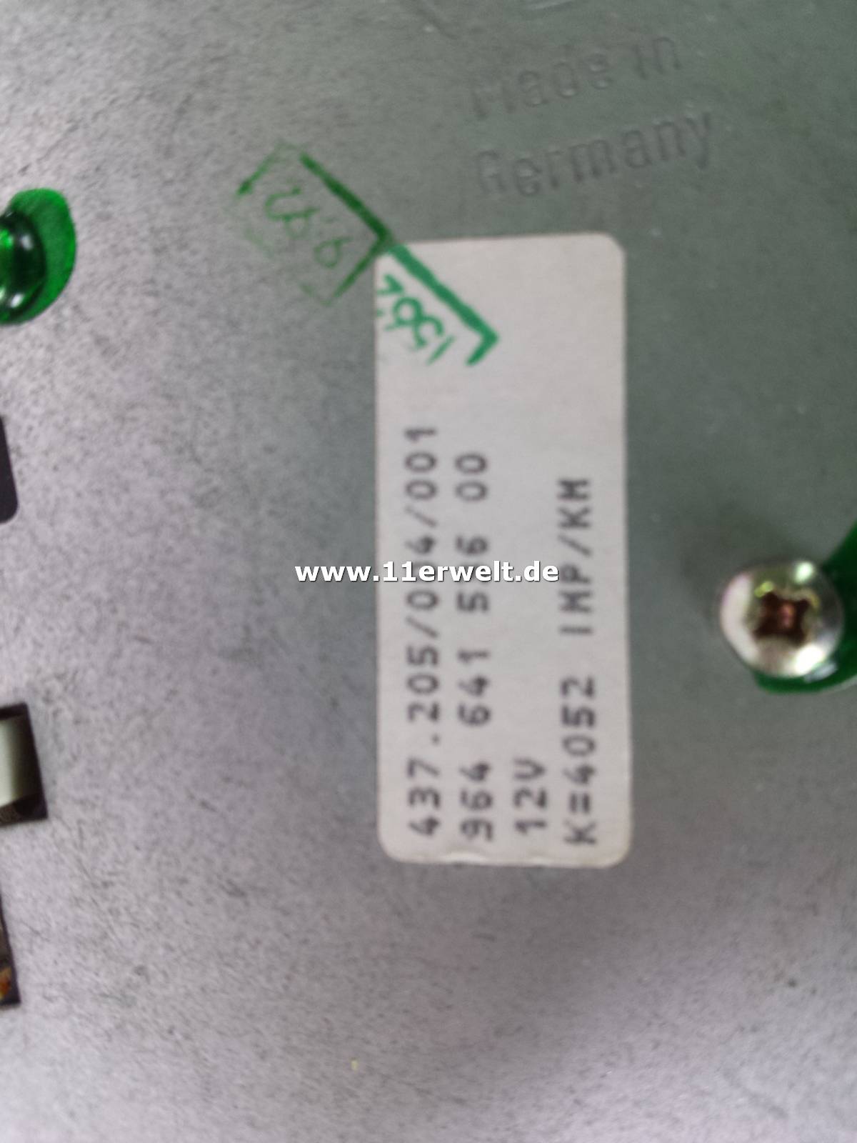 Original Porsche 964 993 Tacho VDO bis 300 km/h 96464153600