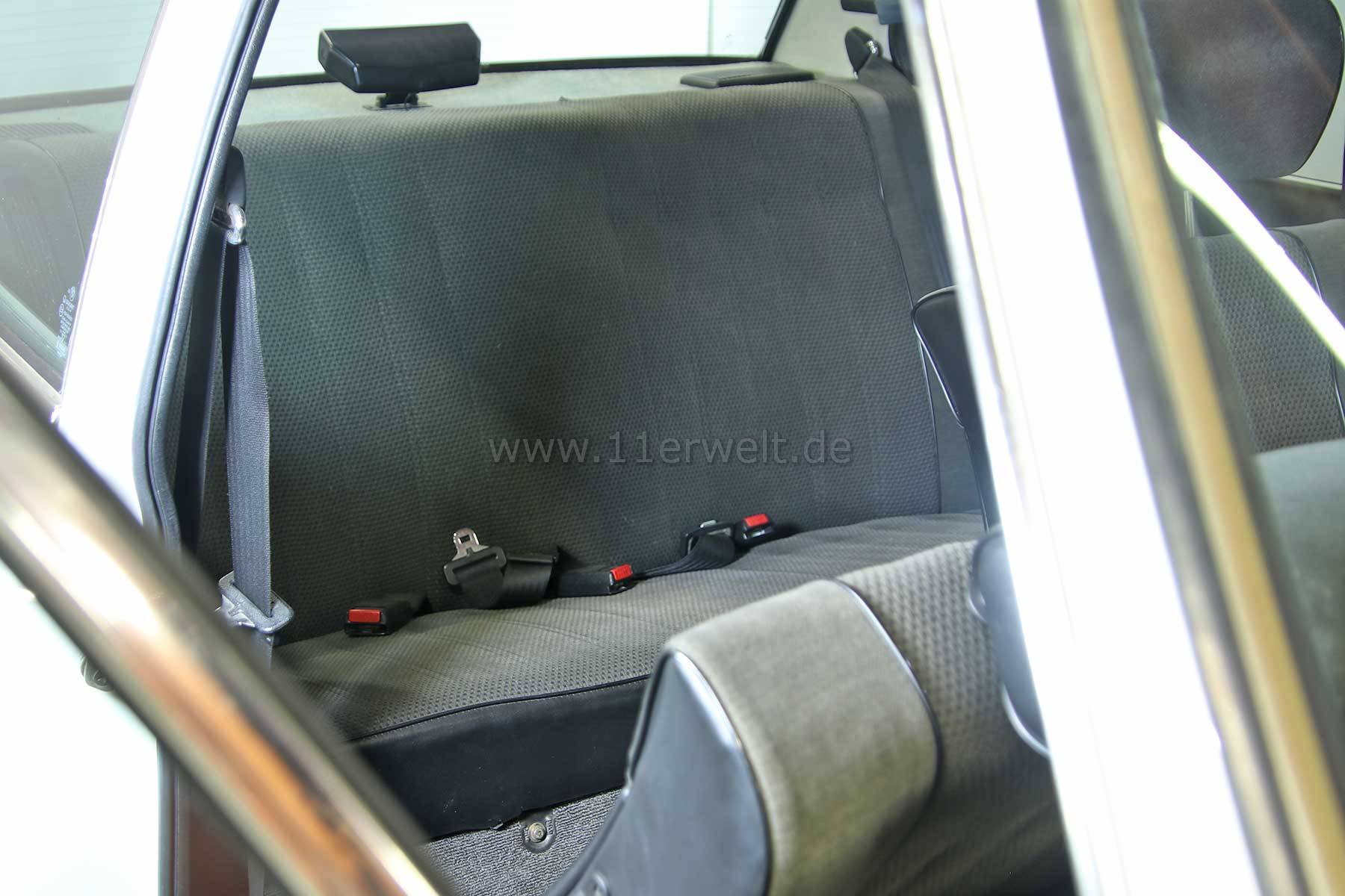 BMW E21 323i
