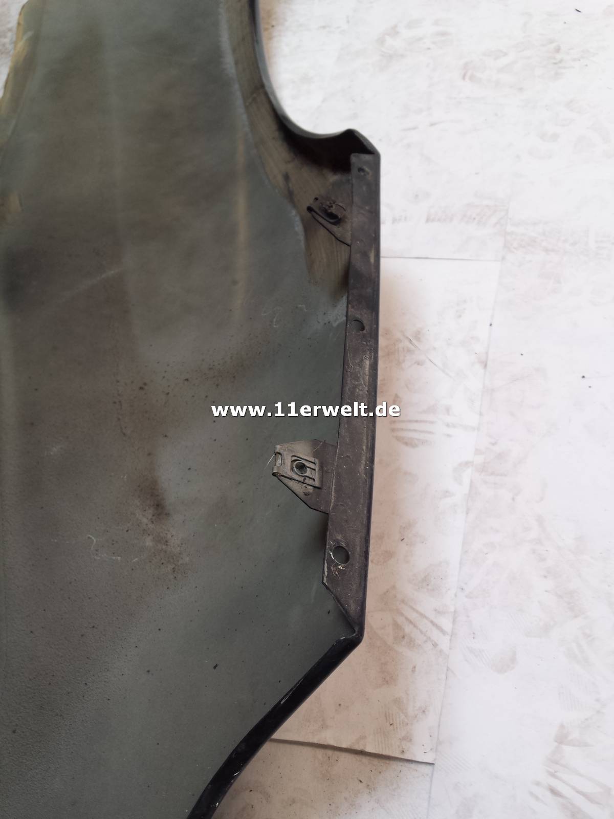 Original Porsche 993 Seitenteil Ausschnitt hinten links, schwarz
