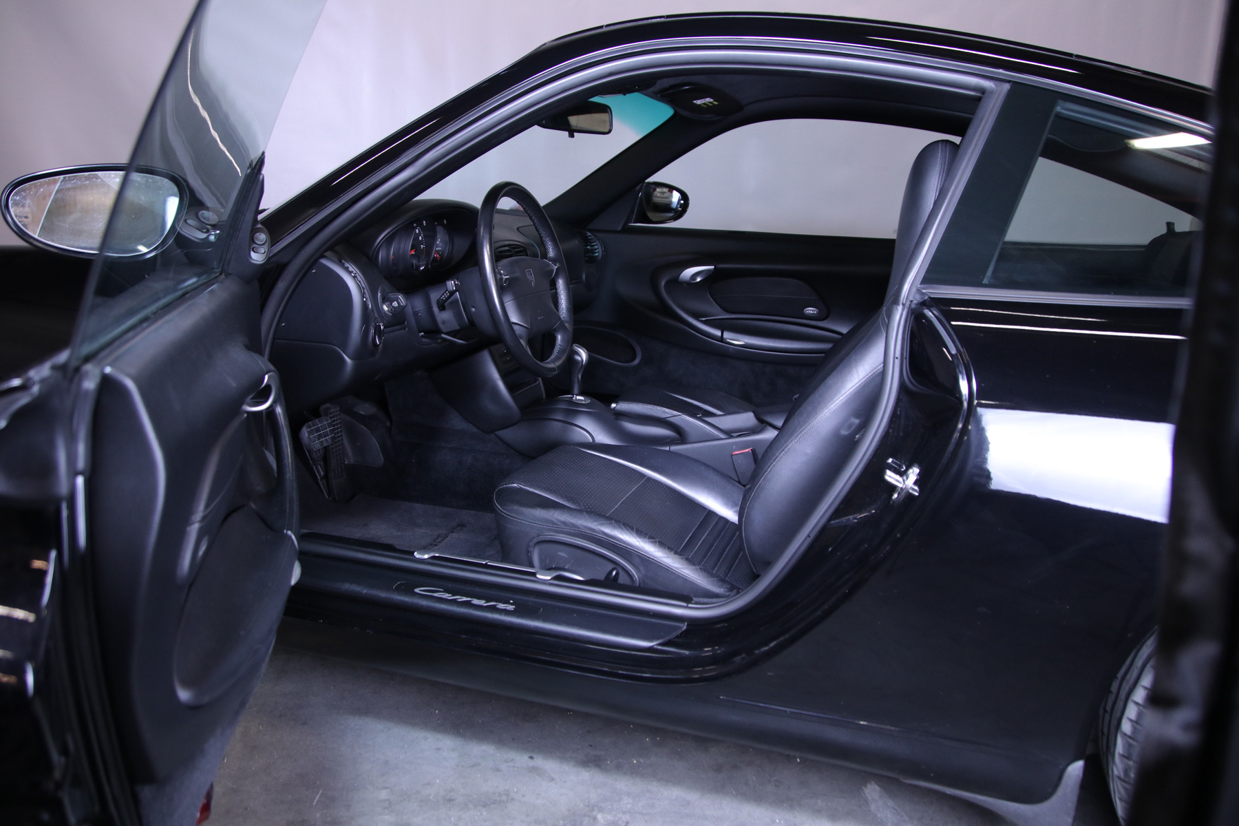 ++VERKAUFT!++ Porsche 996 Carrera Coupe 3.4 L 221KW (300 PS)