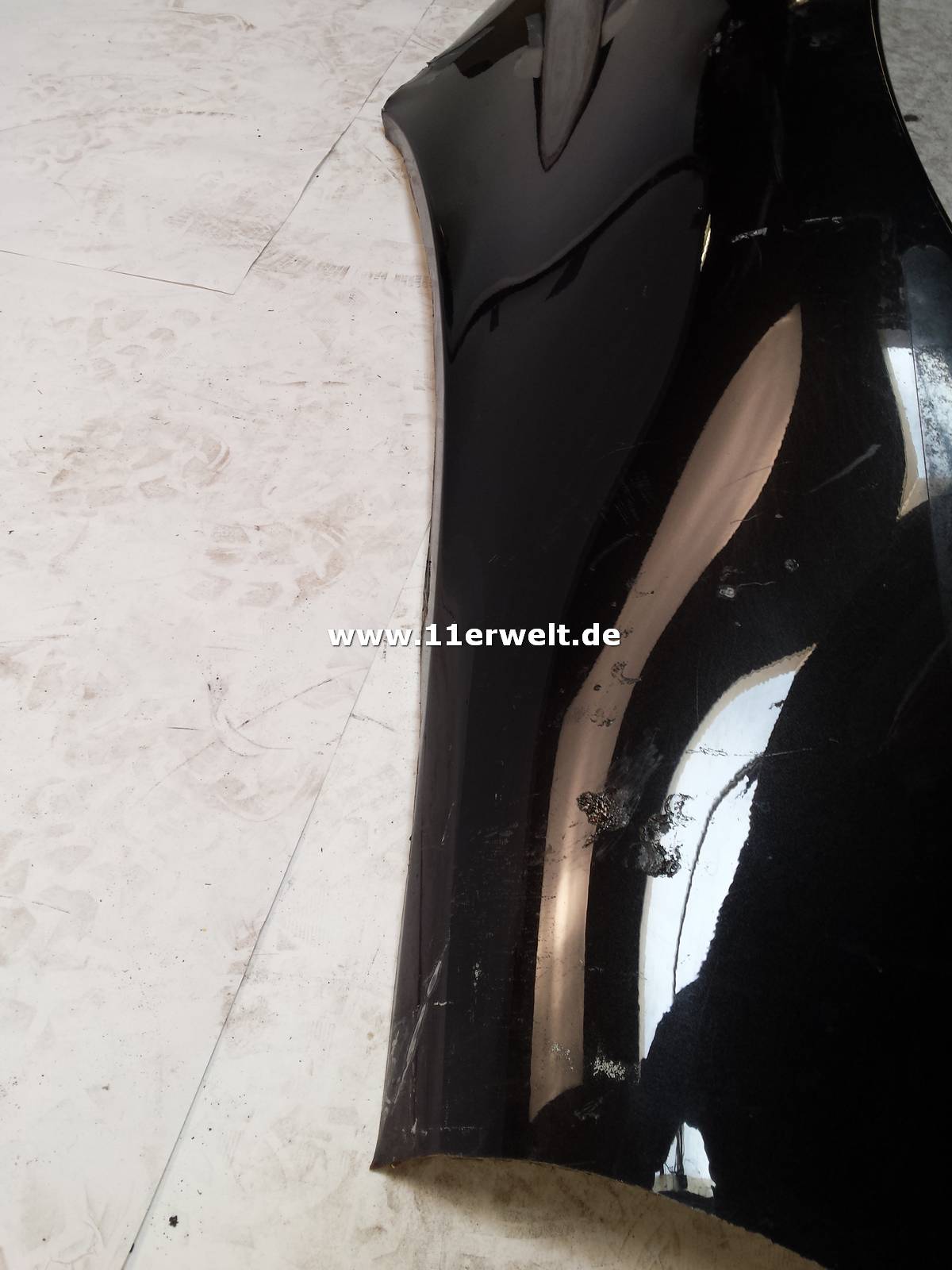 Original Porsche 993 Seitenteil Ausschnitt hinten links, schwarz