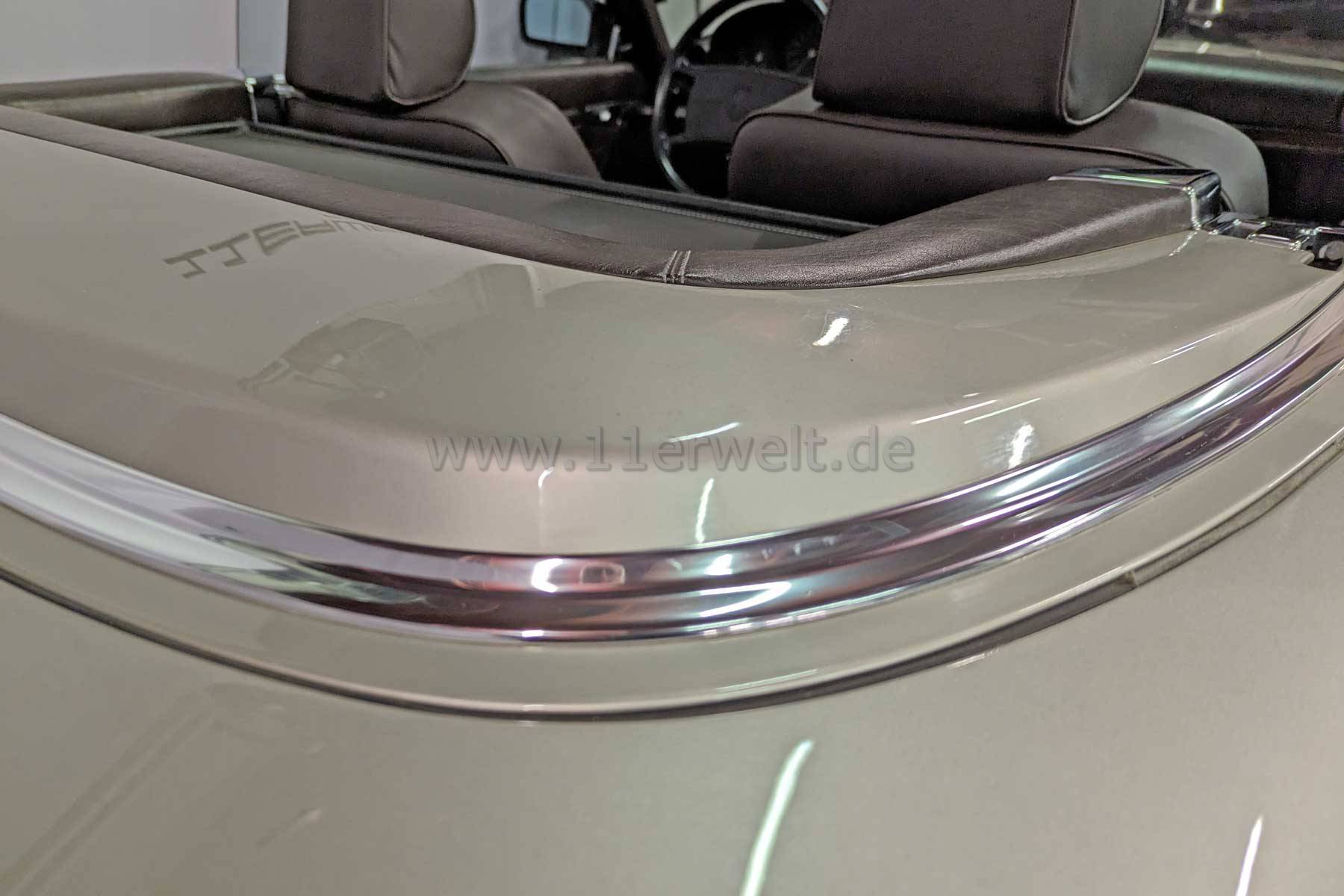 Mercedes Benz R107 SL 560 in Rauchsilber