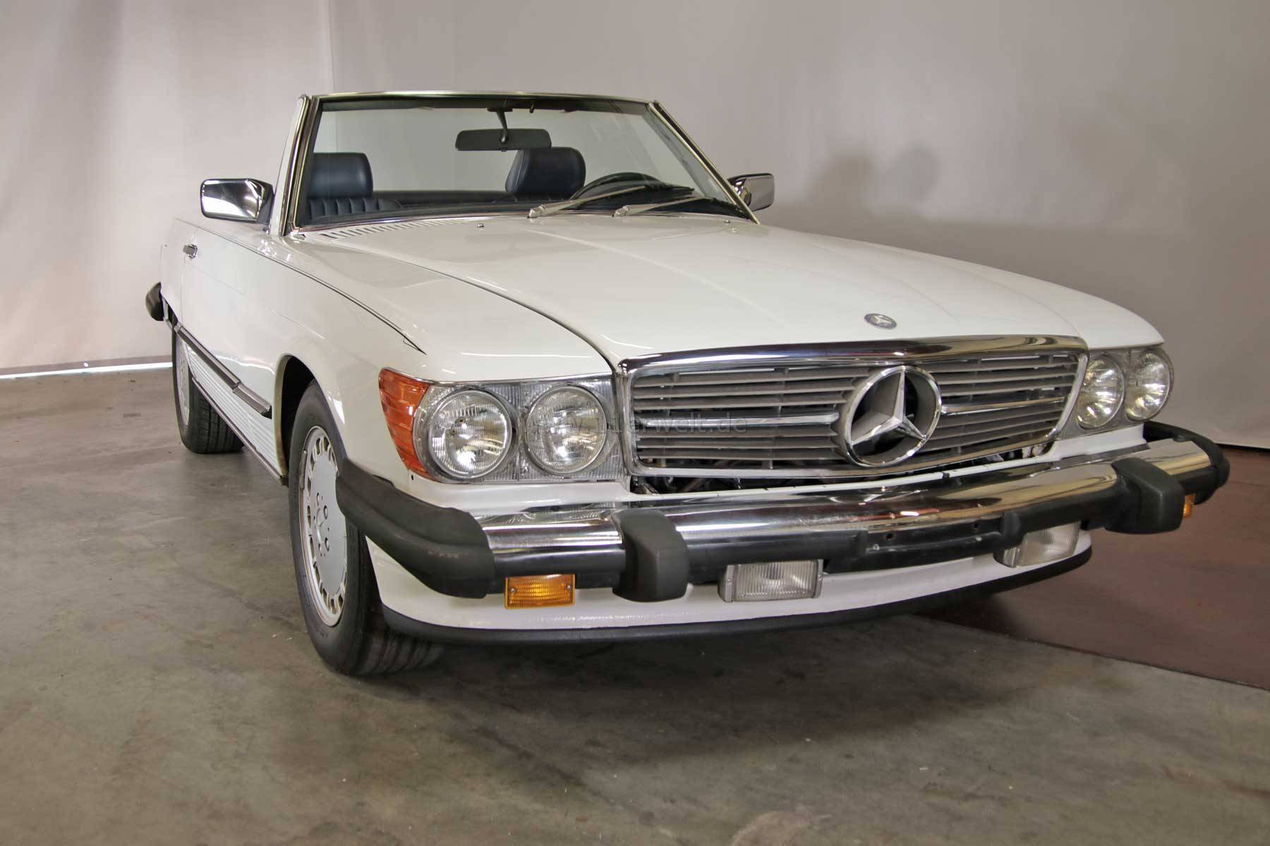++VERKAUFT++ Mercedes 560SL weiß mit blauem Leder