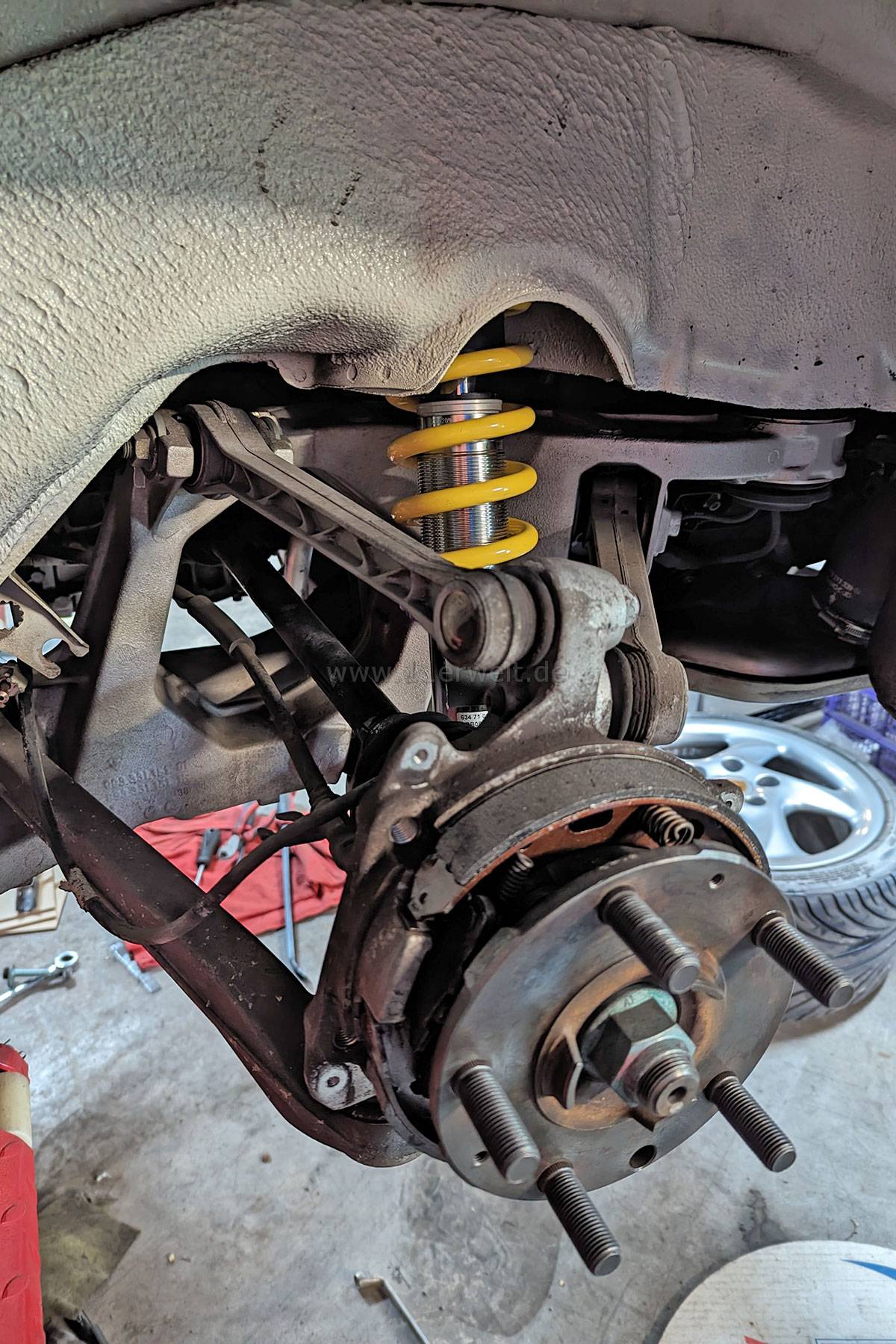 Sportfahrwerk KW V1 für Porsche 993 Carrera 2