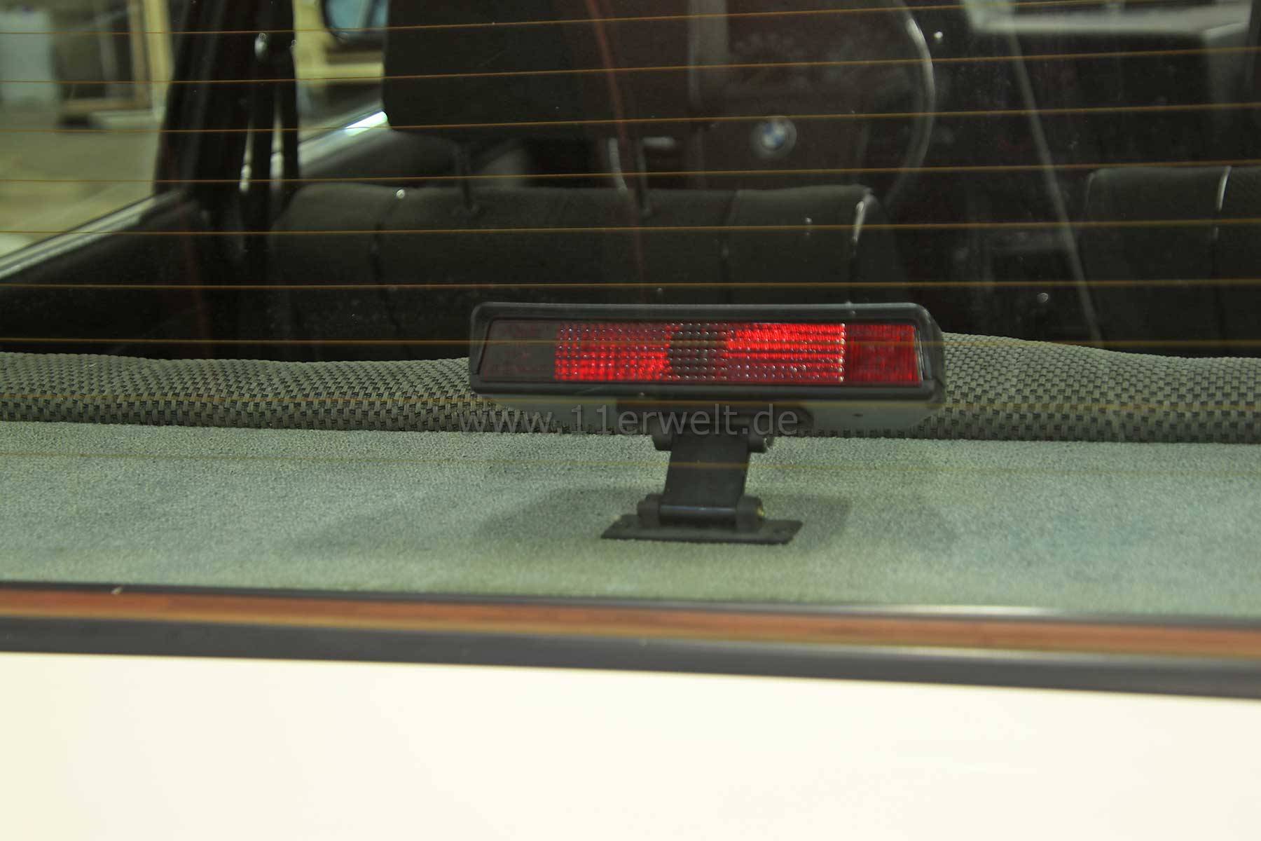 BMW E21 323i