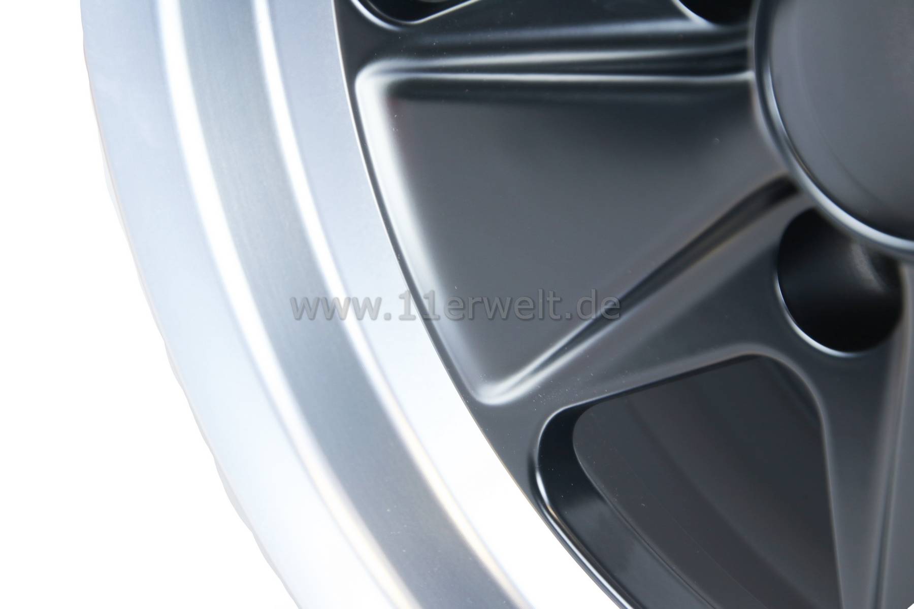 Felgen 5 Speiche 7 x 17", ähnlich Fuchs Felgen für Porsche 911, mattschwarz/glanzgedreht