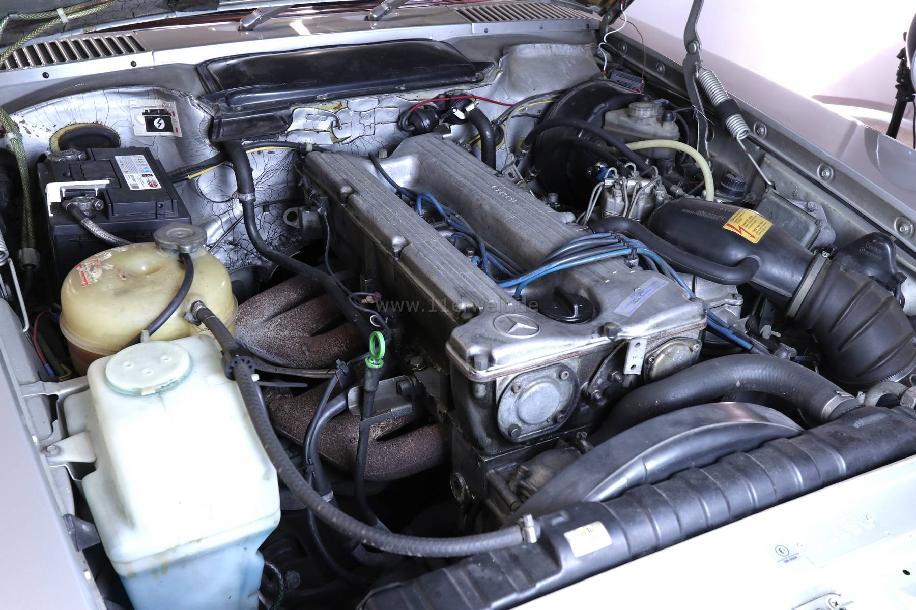 ++VERKAUFT++ Mercedes 280SL R107 silber