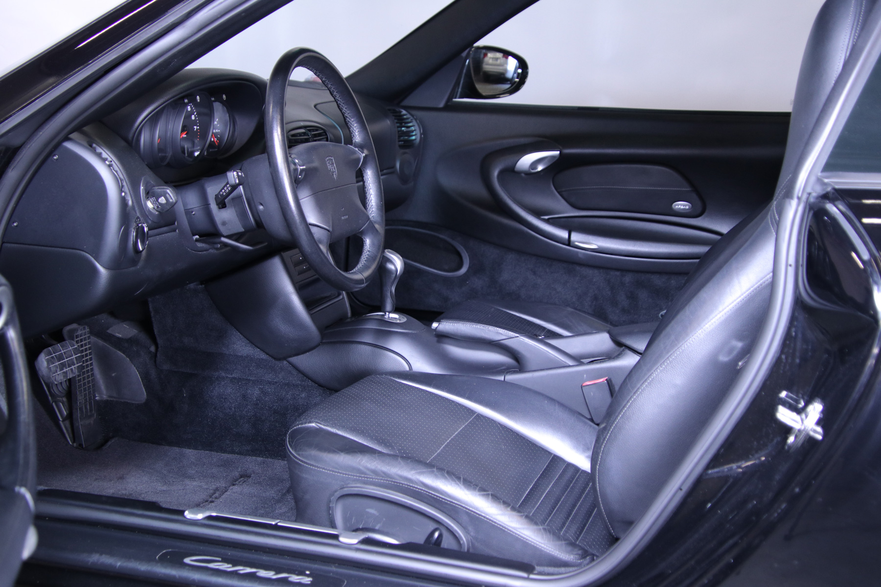 ++VERKAUFT!++ Porsche 996 Carrera Coupe 3.4 L 221KW (300 PS)