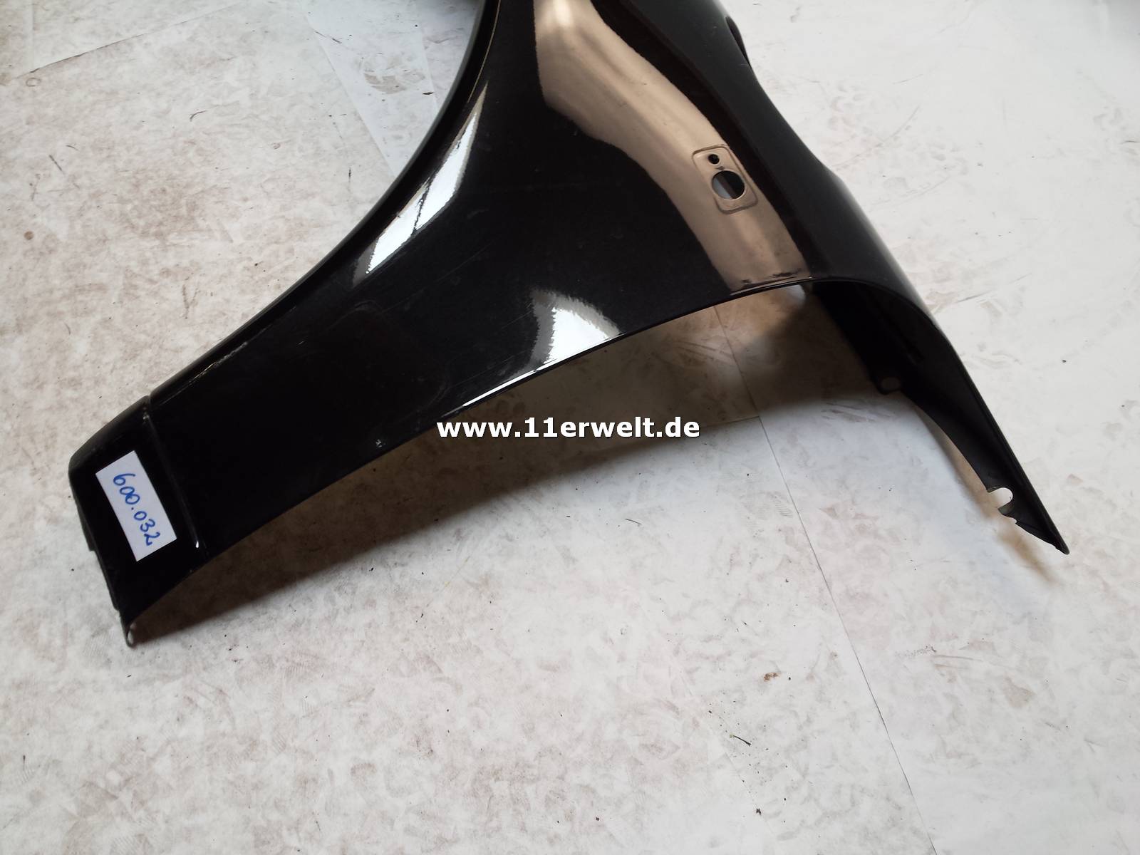 Original Porsche 993 Kotflügel links, schwarz