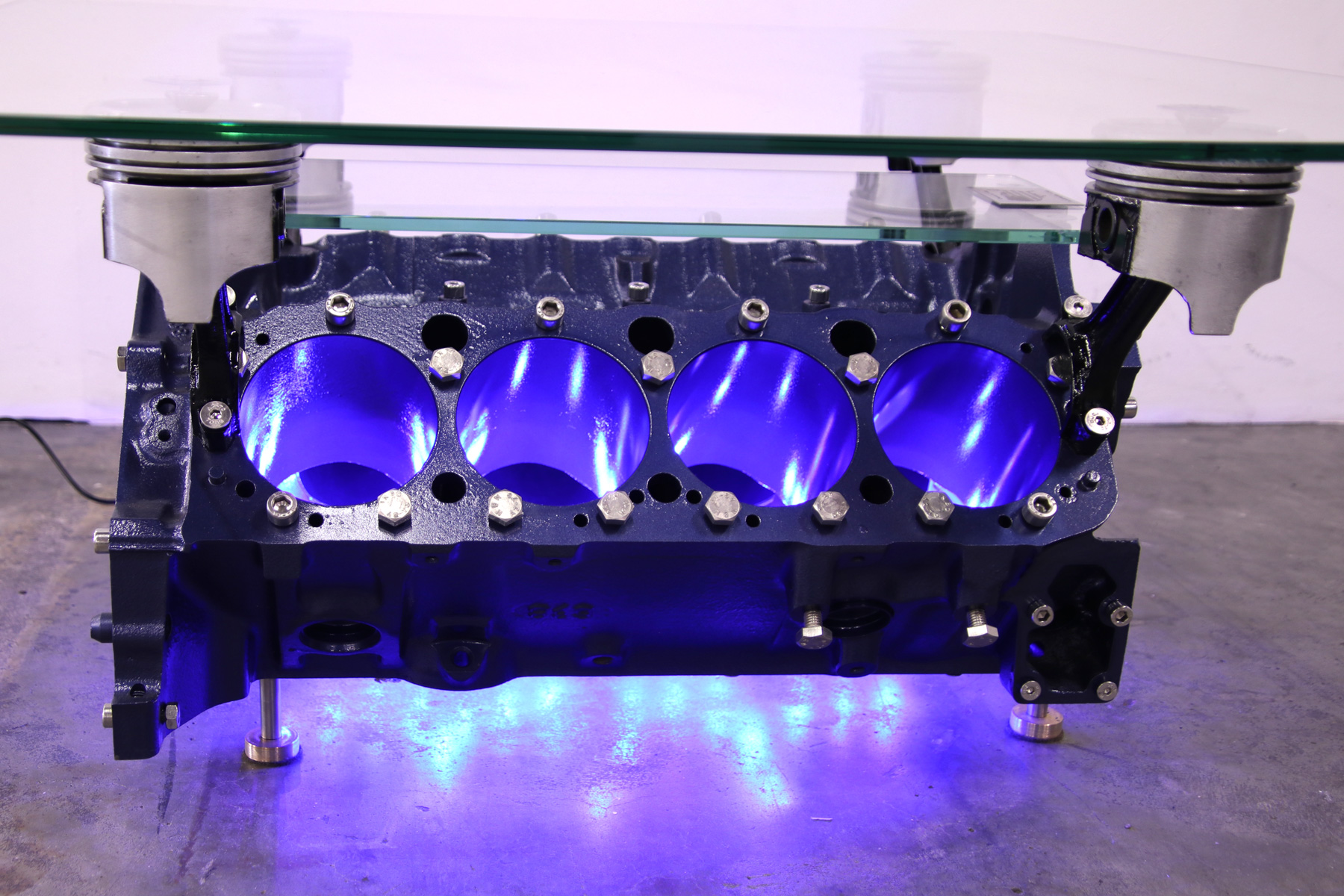 exklusiver Motortisch Chevy 5.7 V8 mit 2 Glasplatten und Beleuchtung