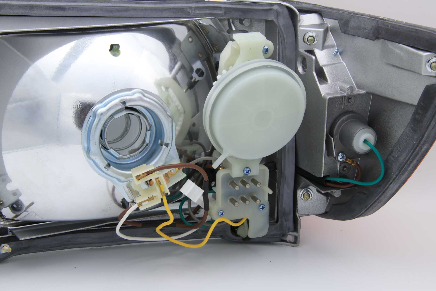 Scheinwerfer für Mercedes W 107 SL und SLC rechts mit Leuchtweitenregulierung