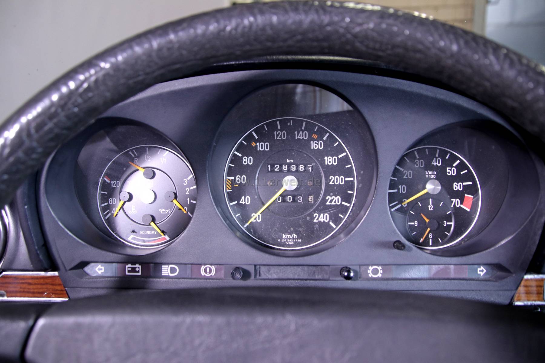 ++VERKAUFT++ Mercedes 280SL R107 silber