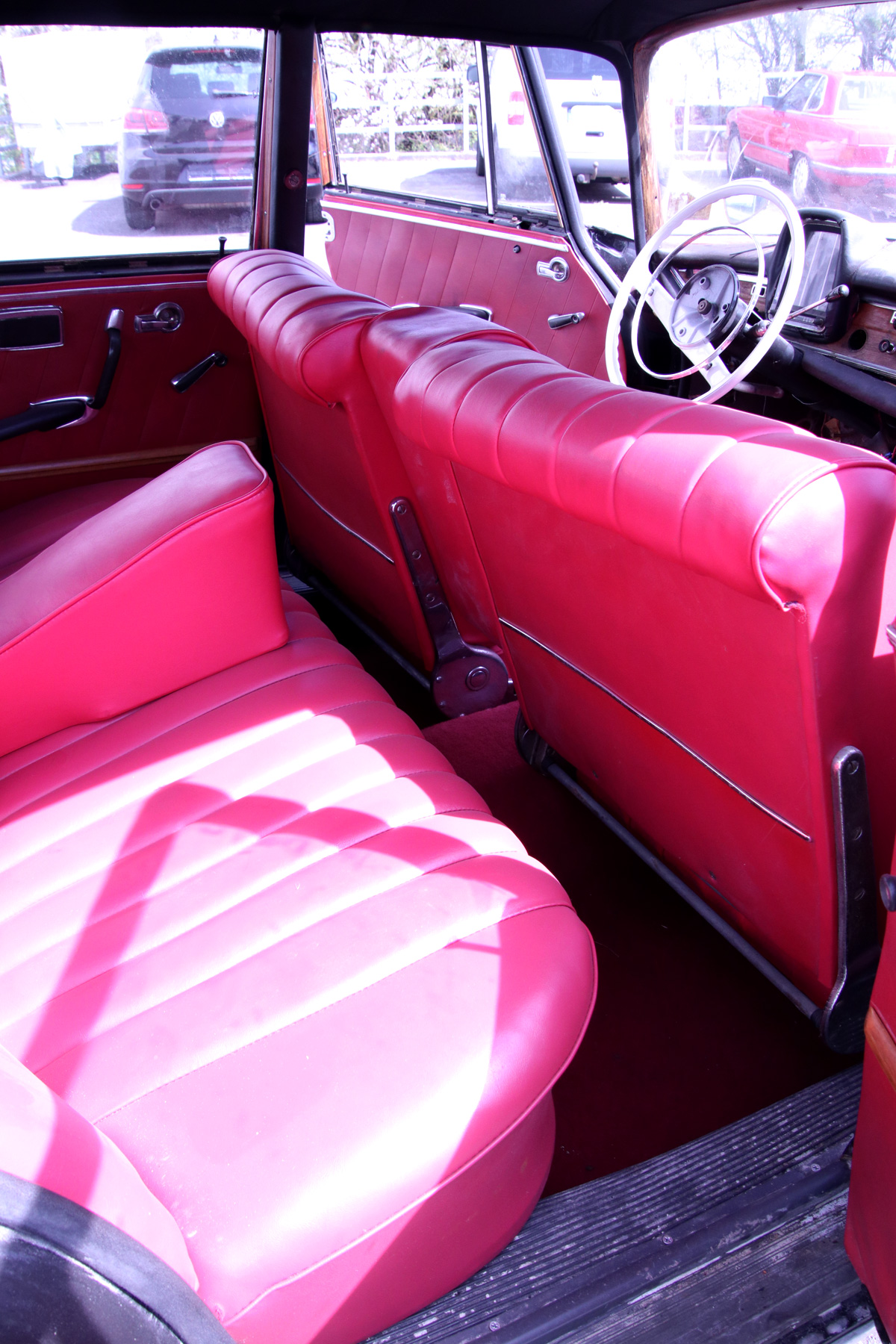 ++Verkauft++ Mercedes W111 220S BJ 1963 zum Restaurieren