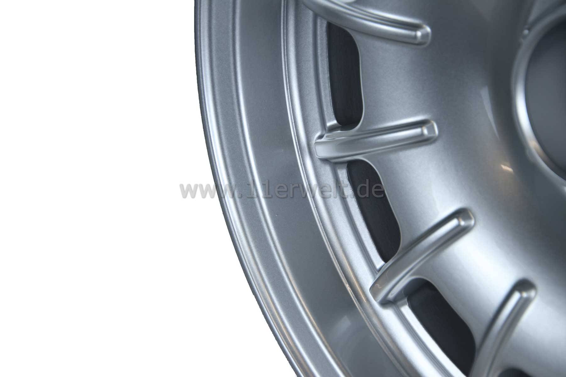 Felgen für Mercedes im Barock Stil 7 x 15" ET 23 silber