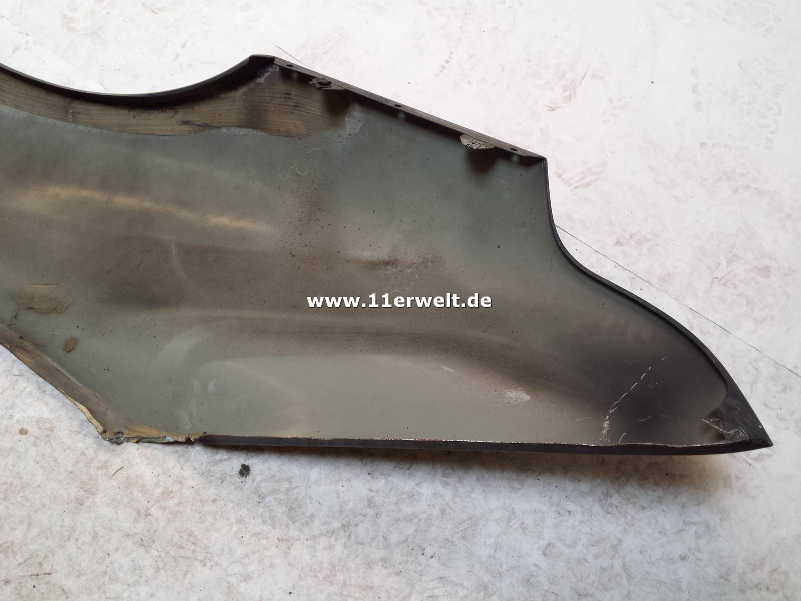 Original Porsche 993 Seitenteil Ausschnitt hinten links, schwarz