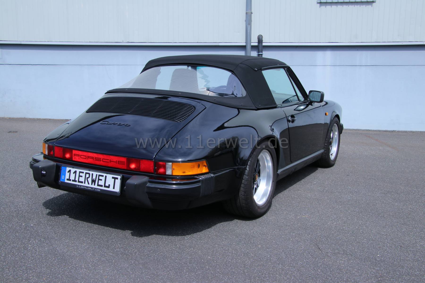 Porsche 911 Carrera Cabrio