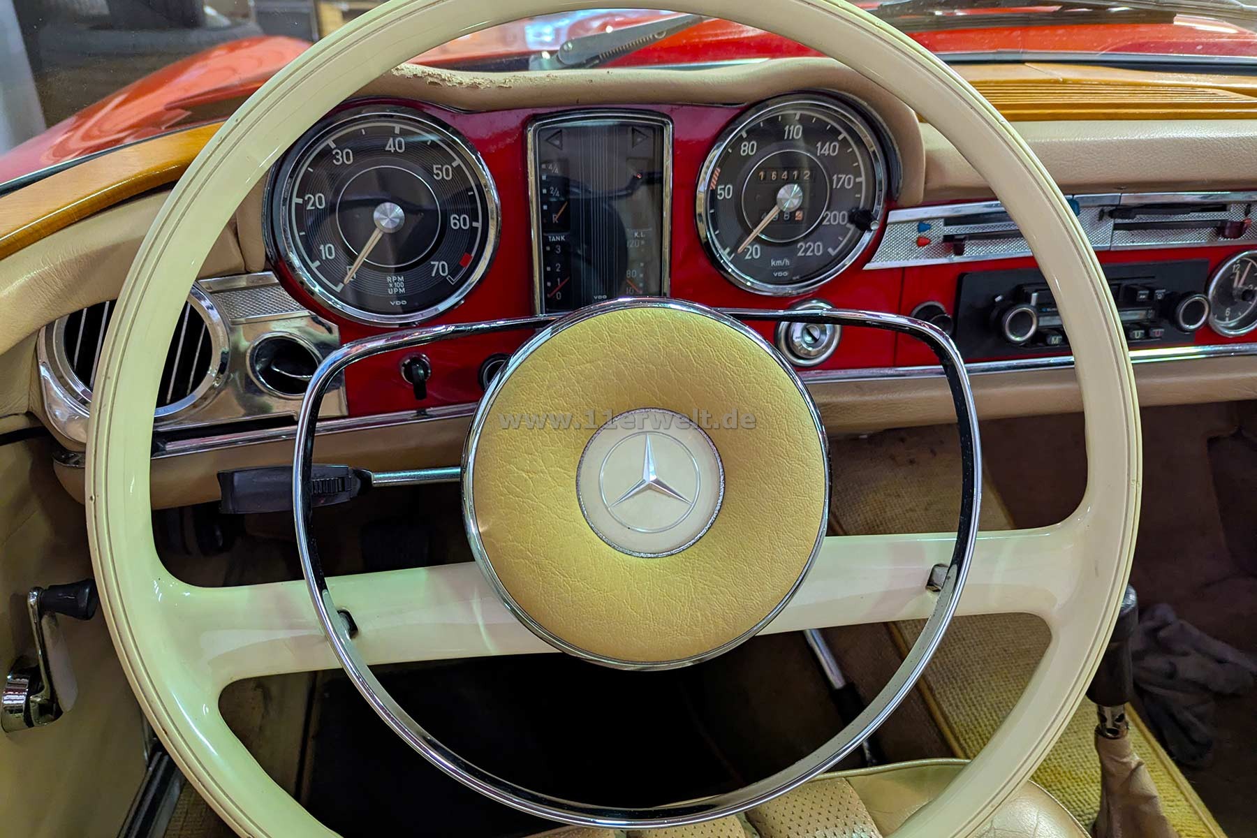 Mercedes W113 Pagode 230SL