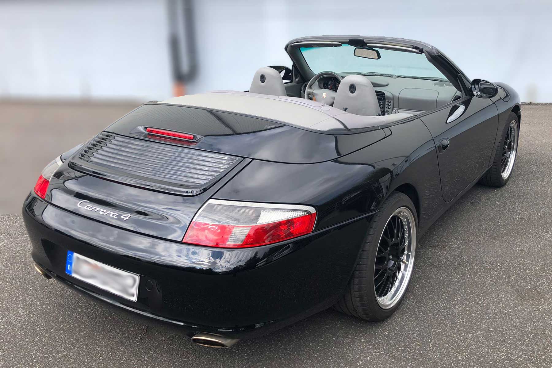 Porsche 996 Carrera 4 Cabriolet NUR 46.900 km