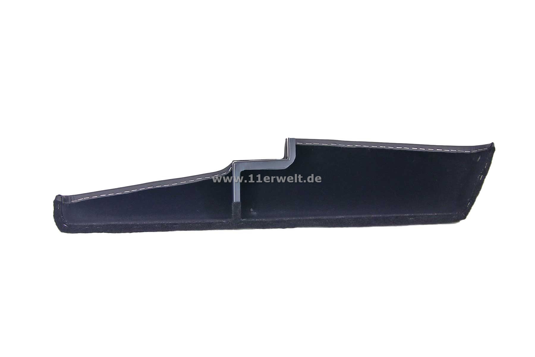 Türtaschen für Porsche 911 G-Modell, bezogen in schwarz.