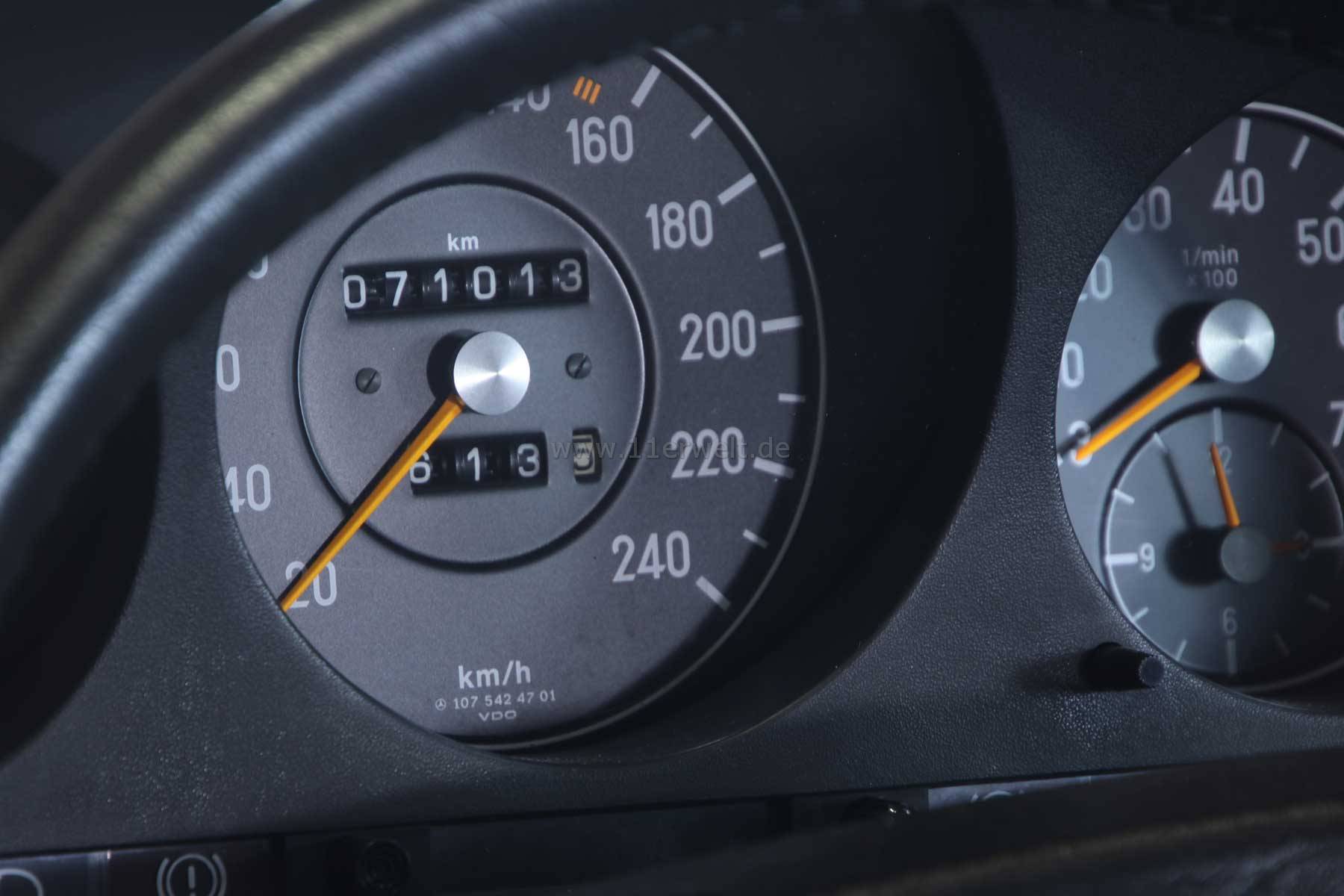 ++VERKAUFT++ Mercedes 280SLC silber, TOP Zustand nur 71.013 KM