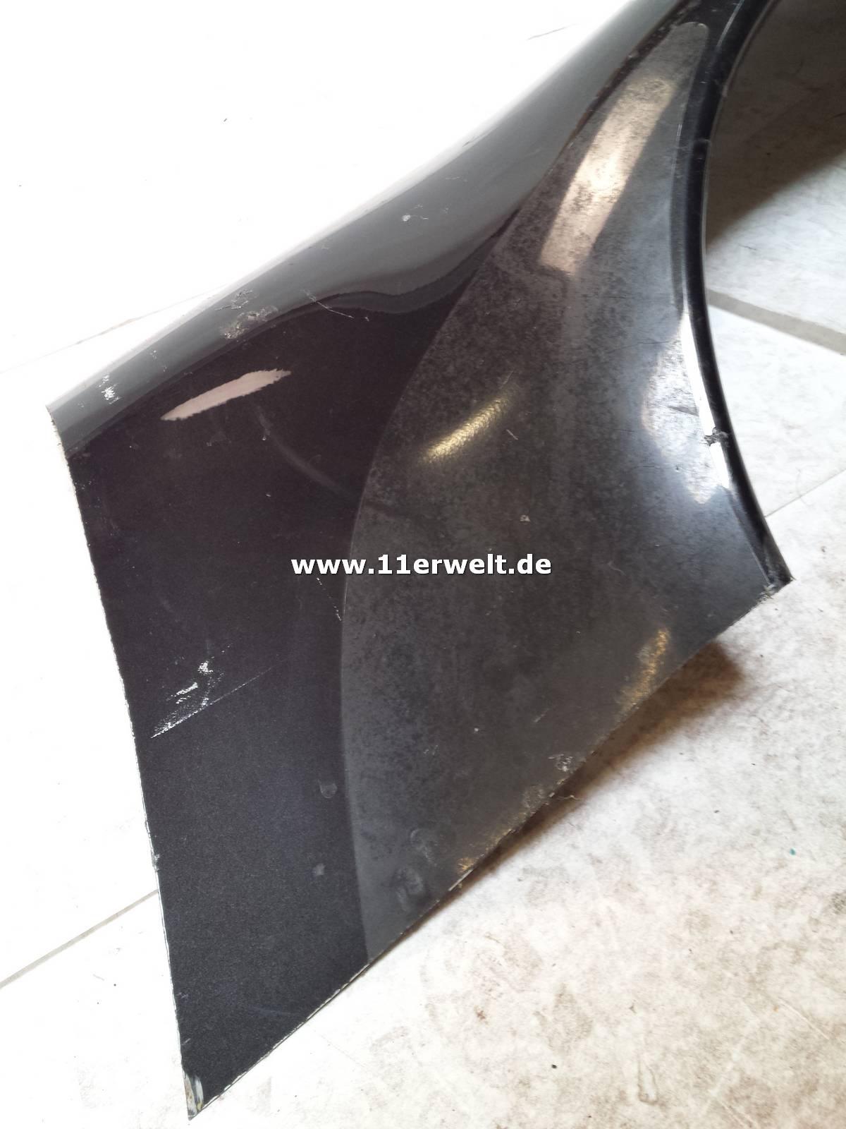 Original Porsche 993 Seitenteil Ausschnitt hinten links, schwarz